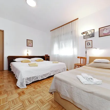 Apartment Ela Zadar